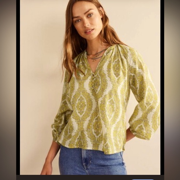 Boden Tops - Boden shirt - cream/mustard yellow floral paisley print with metallic gold